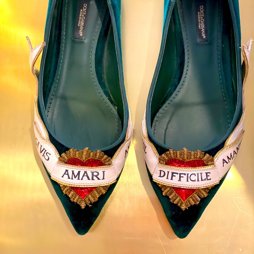 Green velvet Dolce Gabbana ballet flat